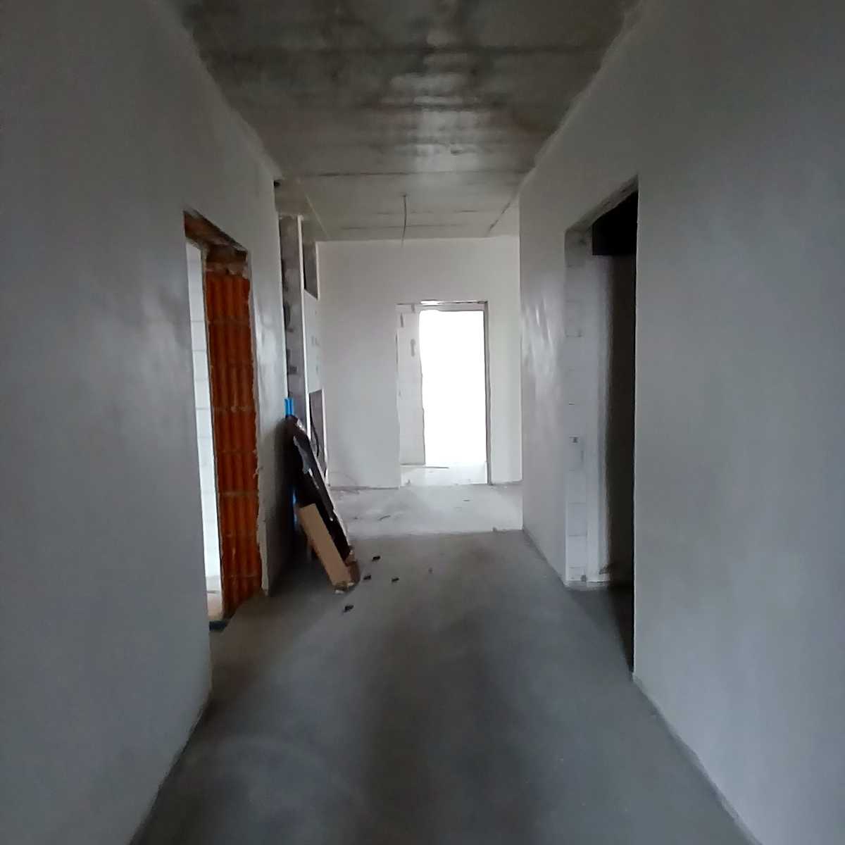 1860947607744735