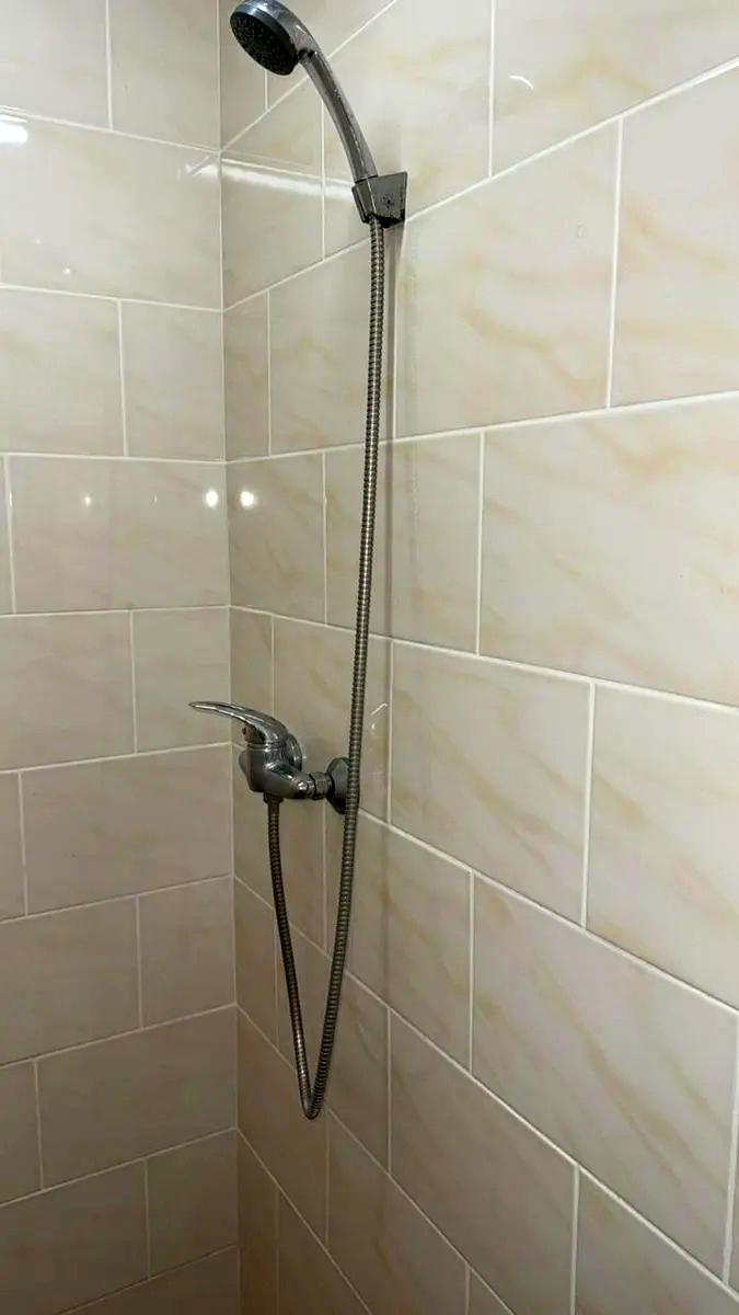 1860986764793875