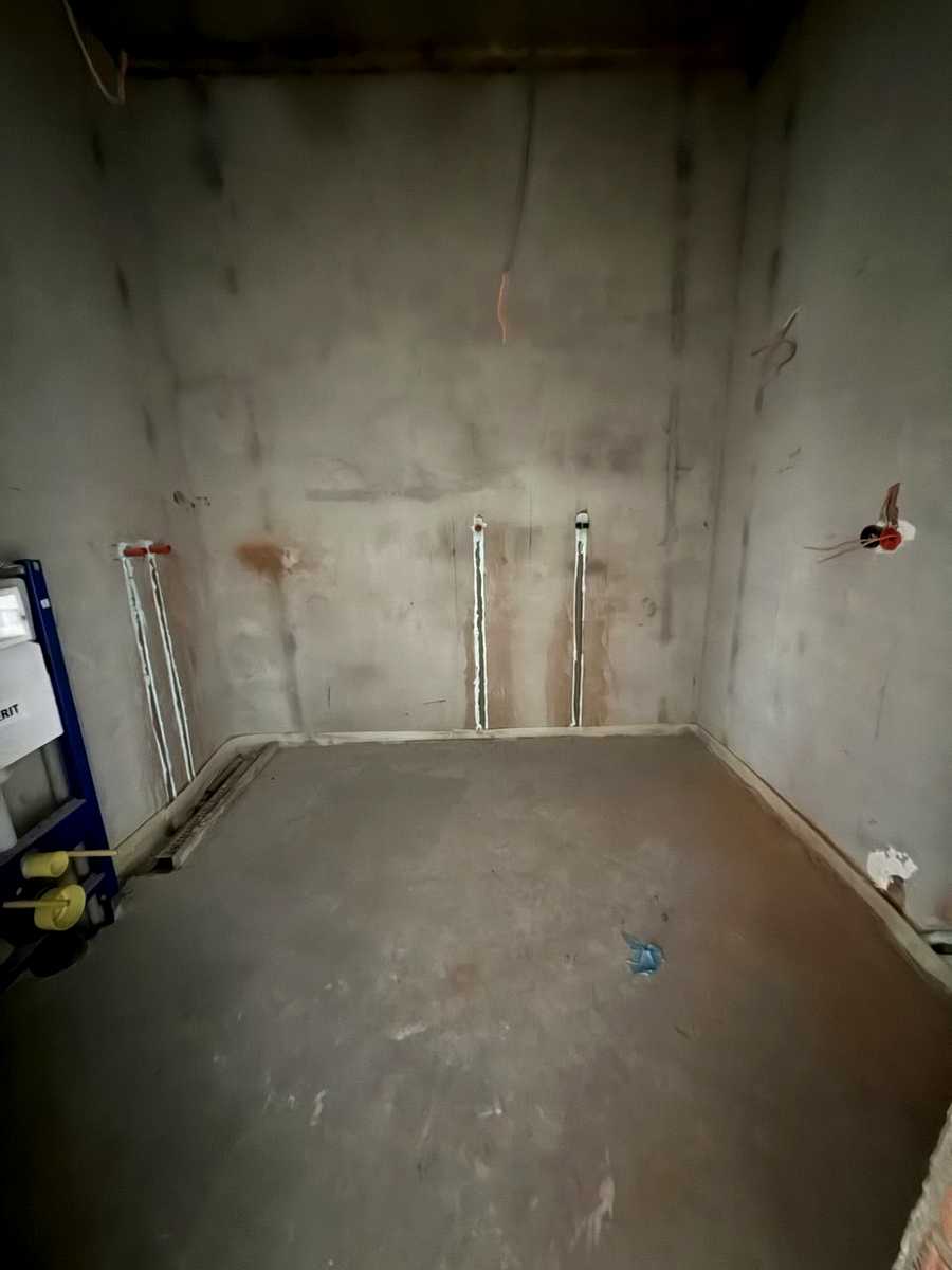 1861027550493533