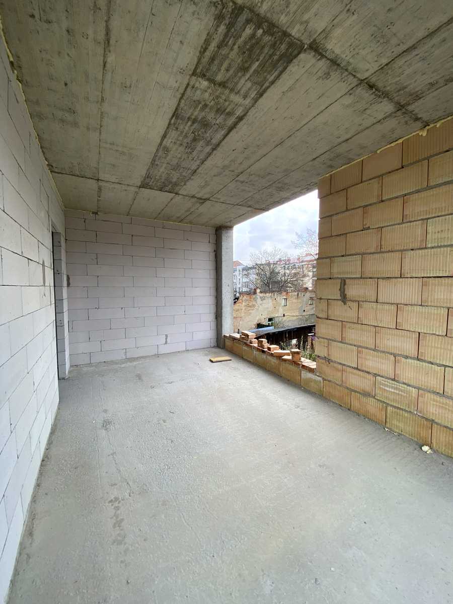 1861035437393421