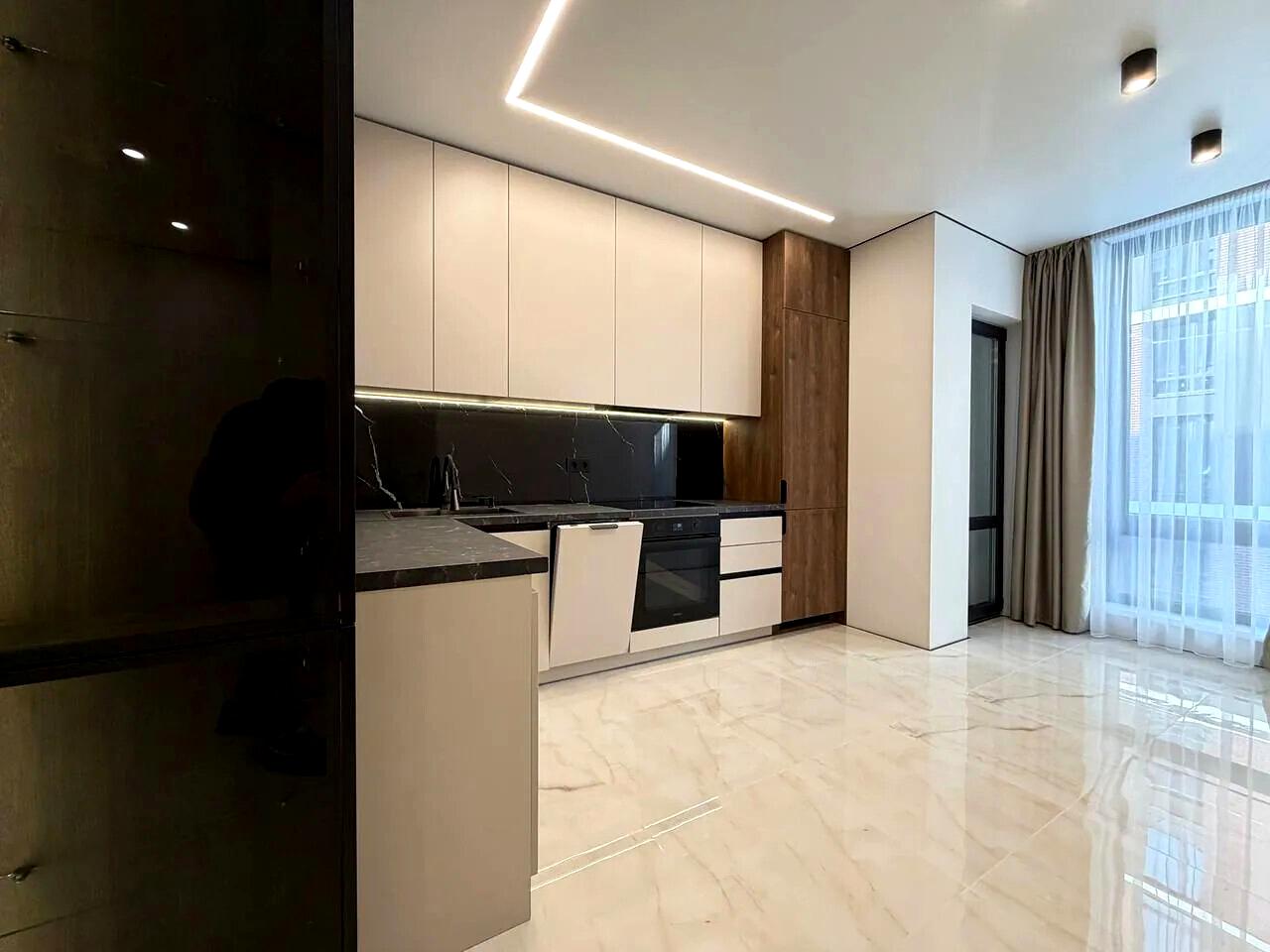 1861073115954719