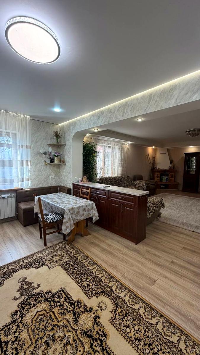 Дом по адресу Школьный пер. (площадь 270 м²) - imageAlt 23 Дом по адресу Школьный пер. (площадь 270 м²) - Atlanta.ua - imageAlt 23