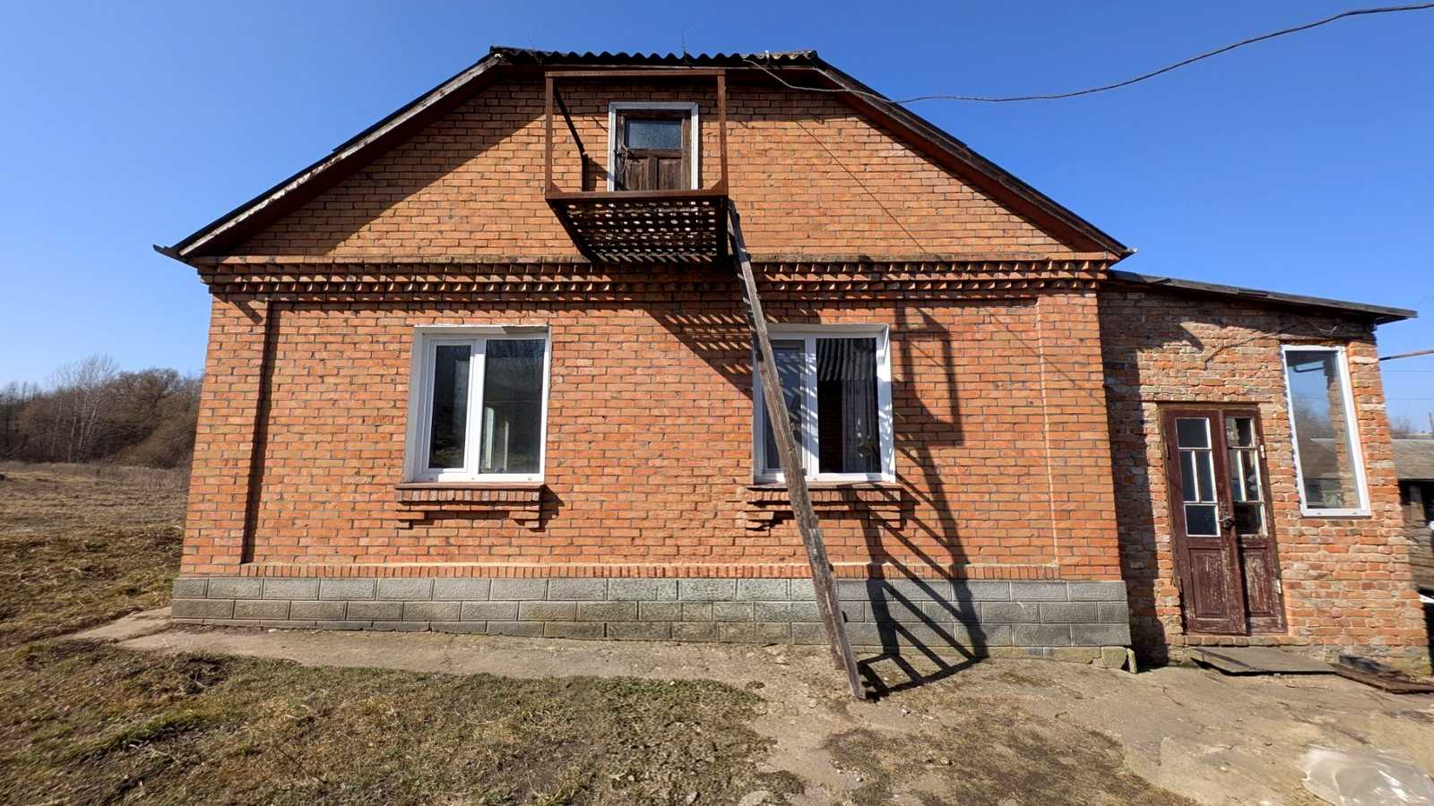 1861089004465646