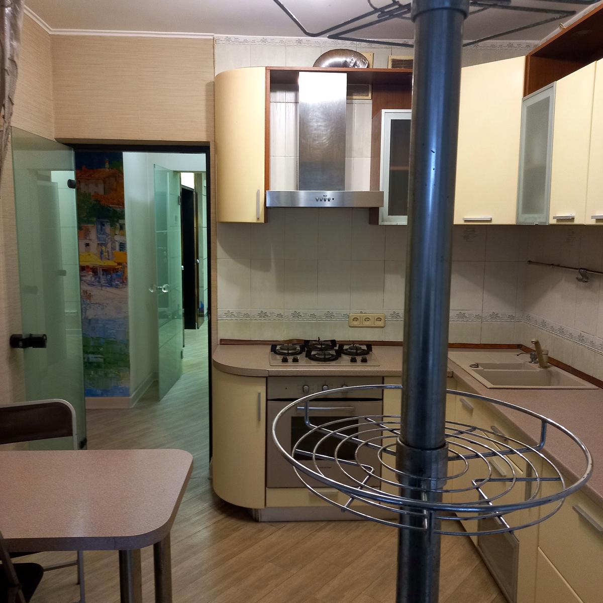 1861096240456210