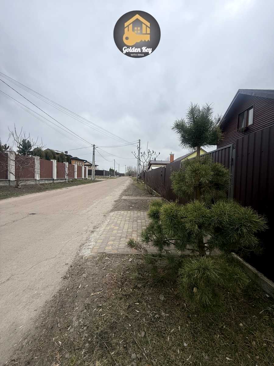 1861117107166281