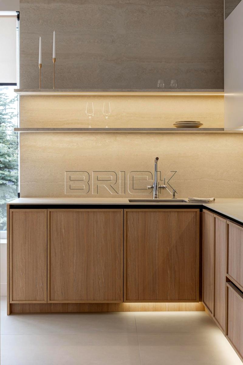 1861167666509005