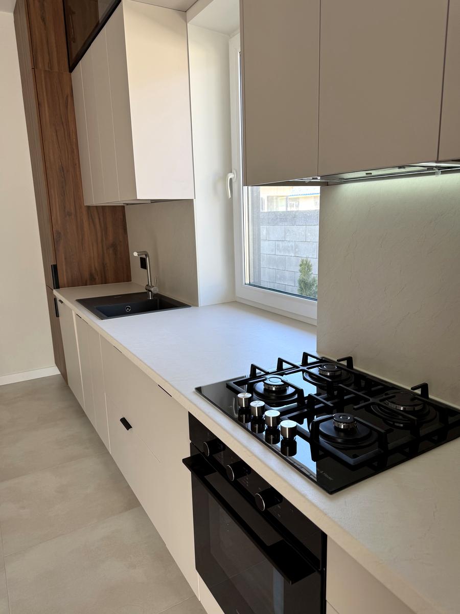 1861169753964387