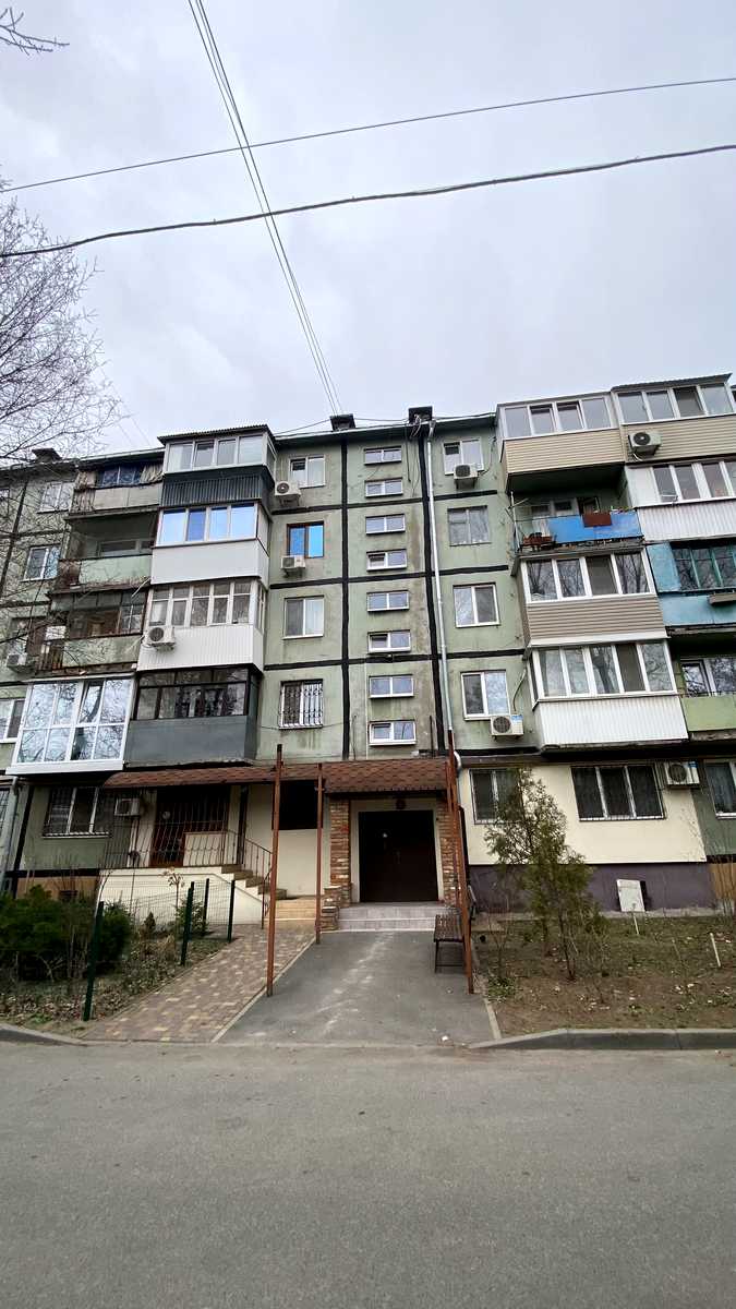 1861172206125782