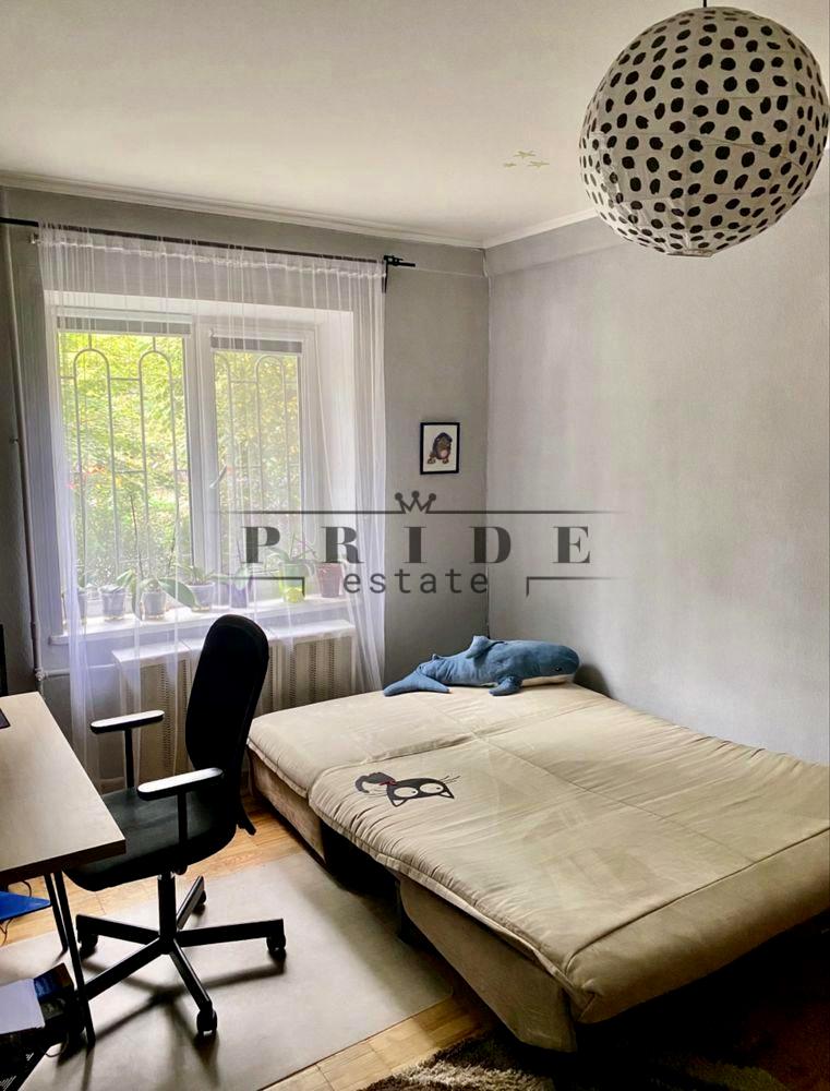 1861173149525847