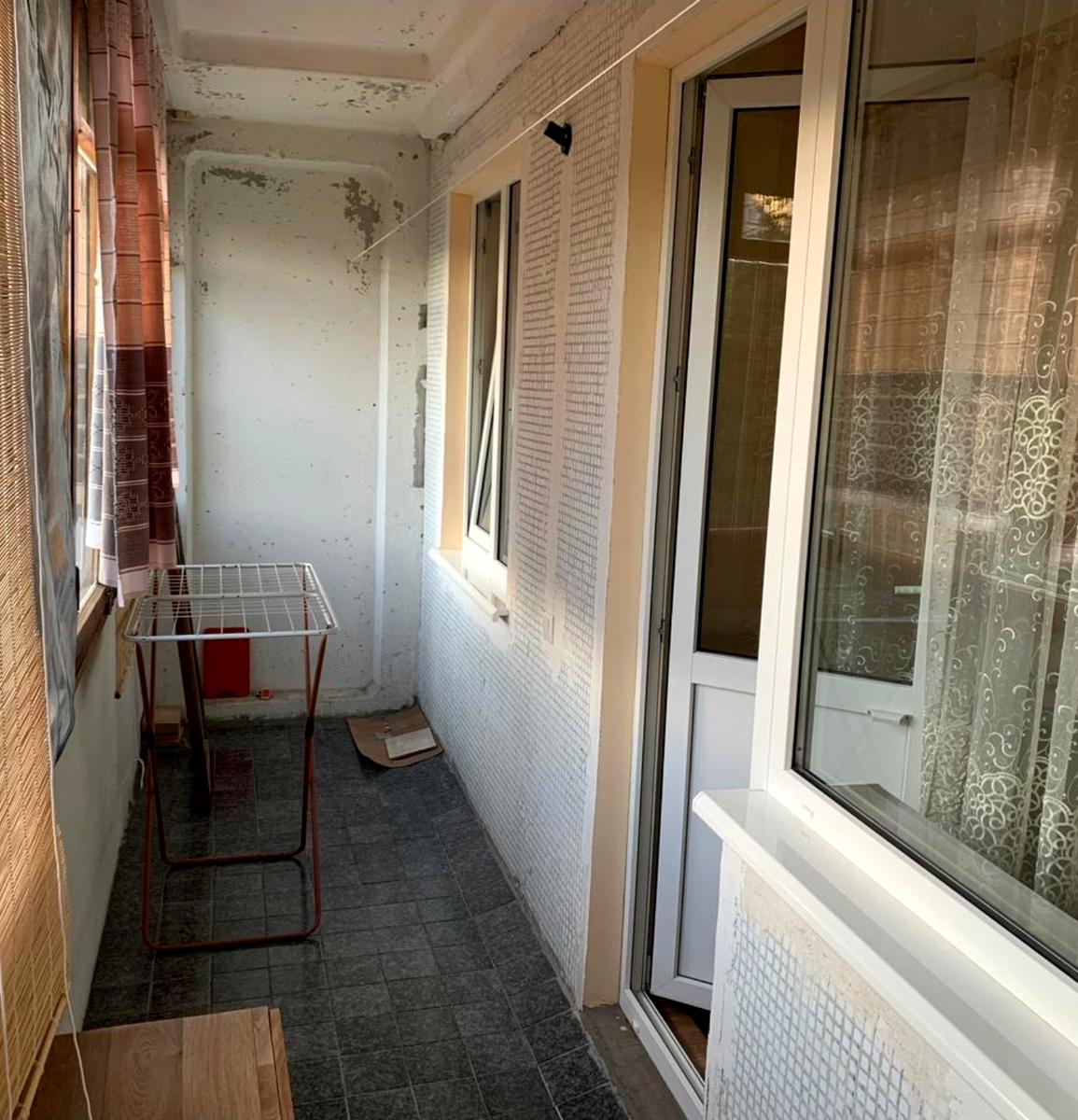 1861187384990505