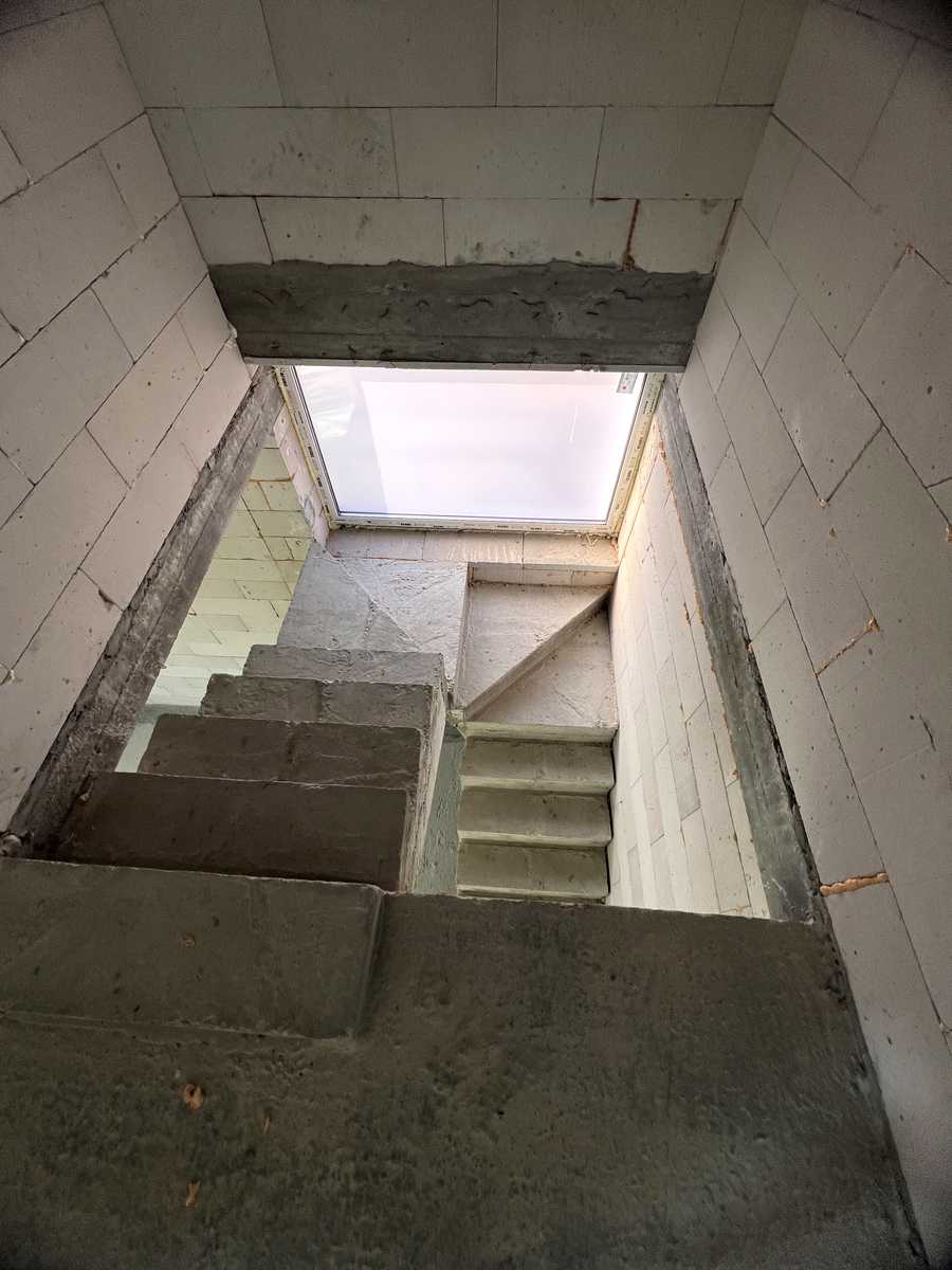 1861197675634389