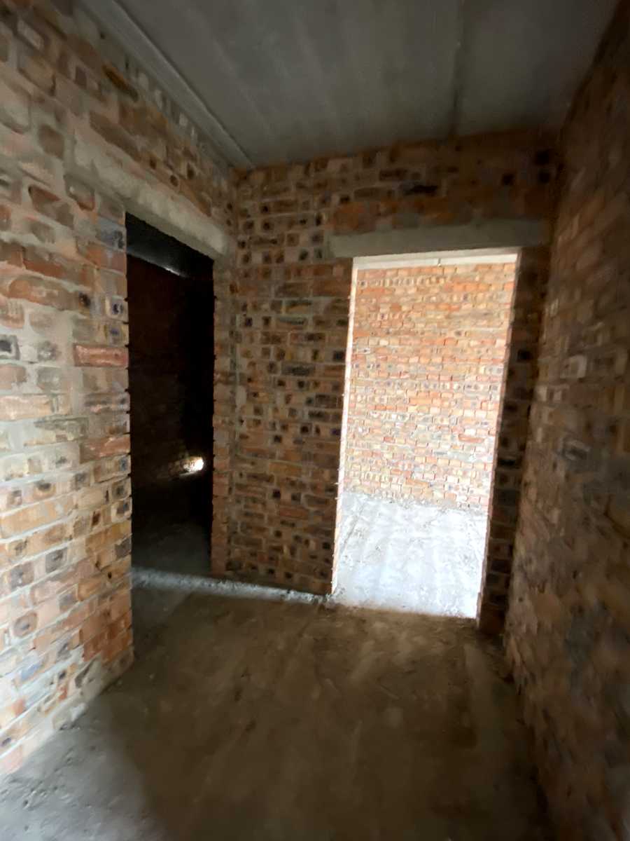 1861201957939075