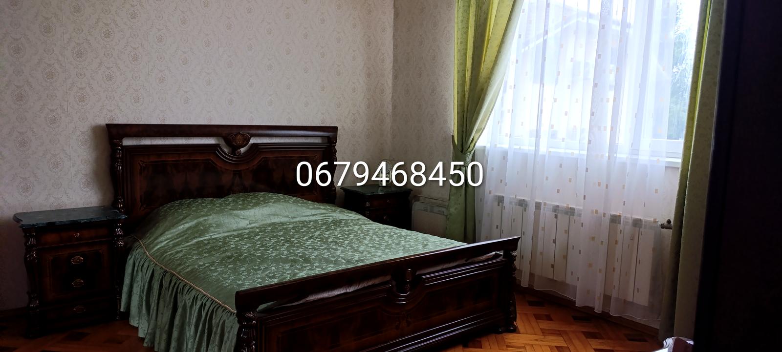1861206245407525