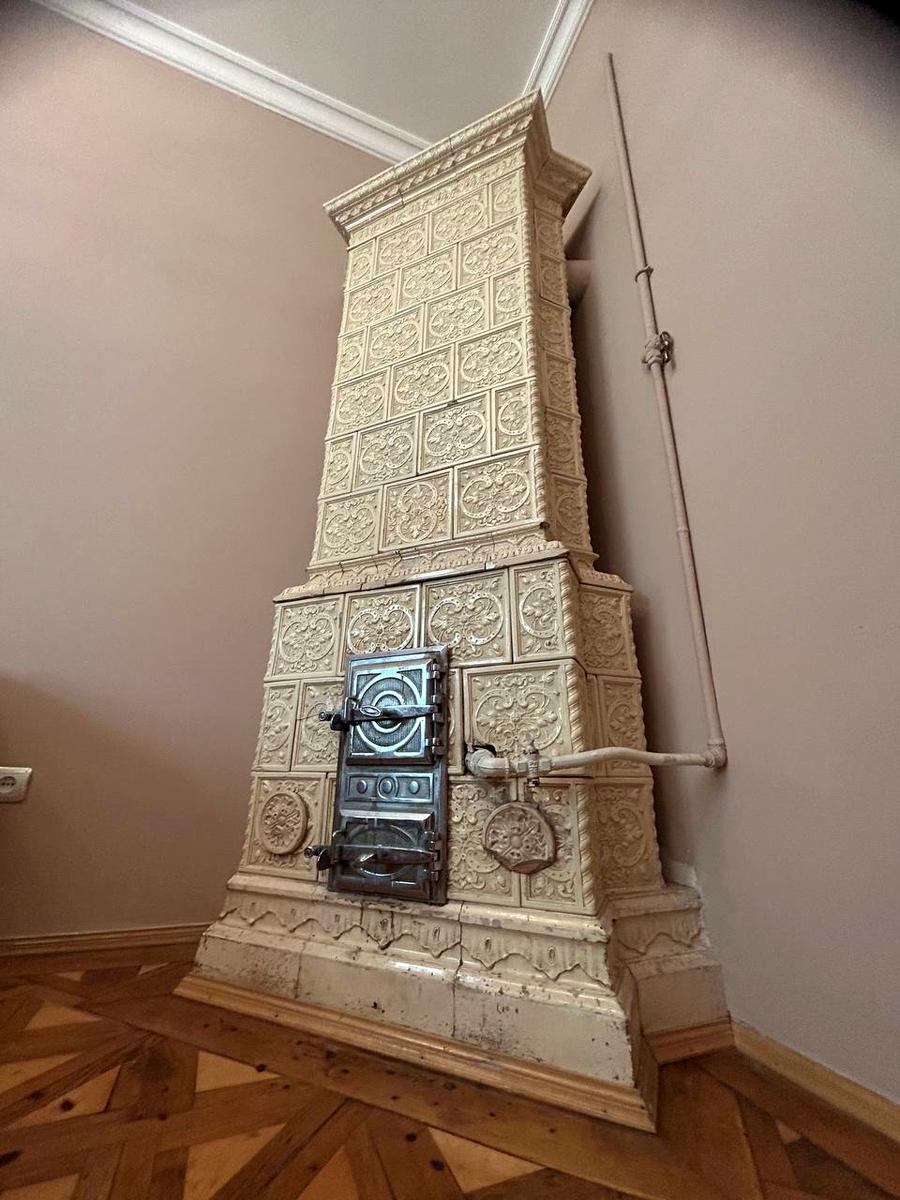 1861254573089515