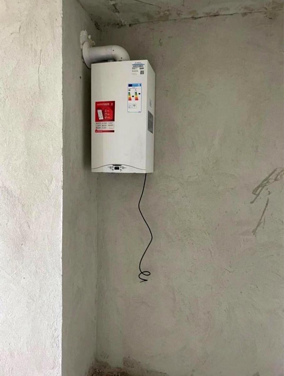 1861262803212645