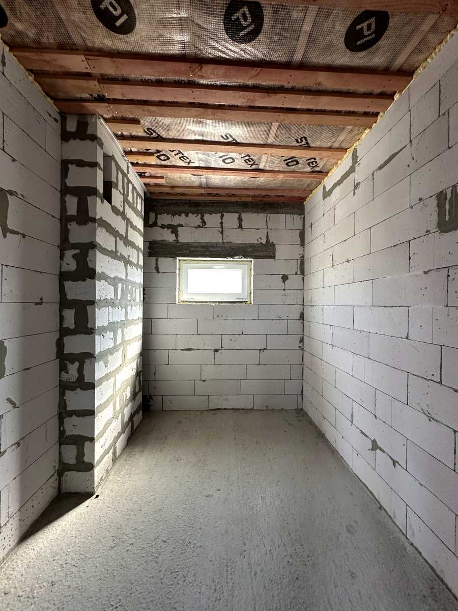 1861272072365816