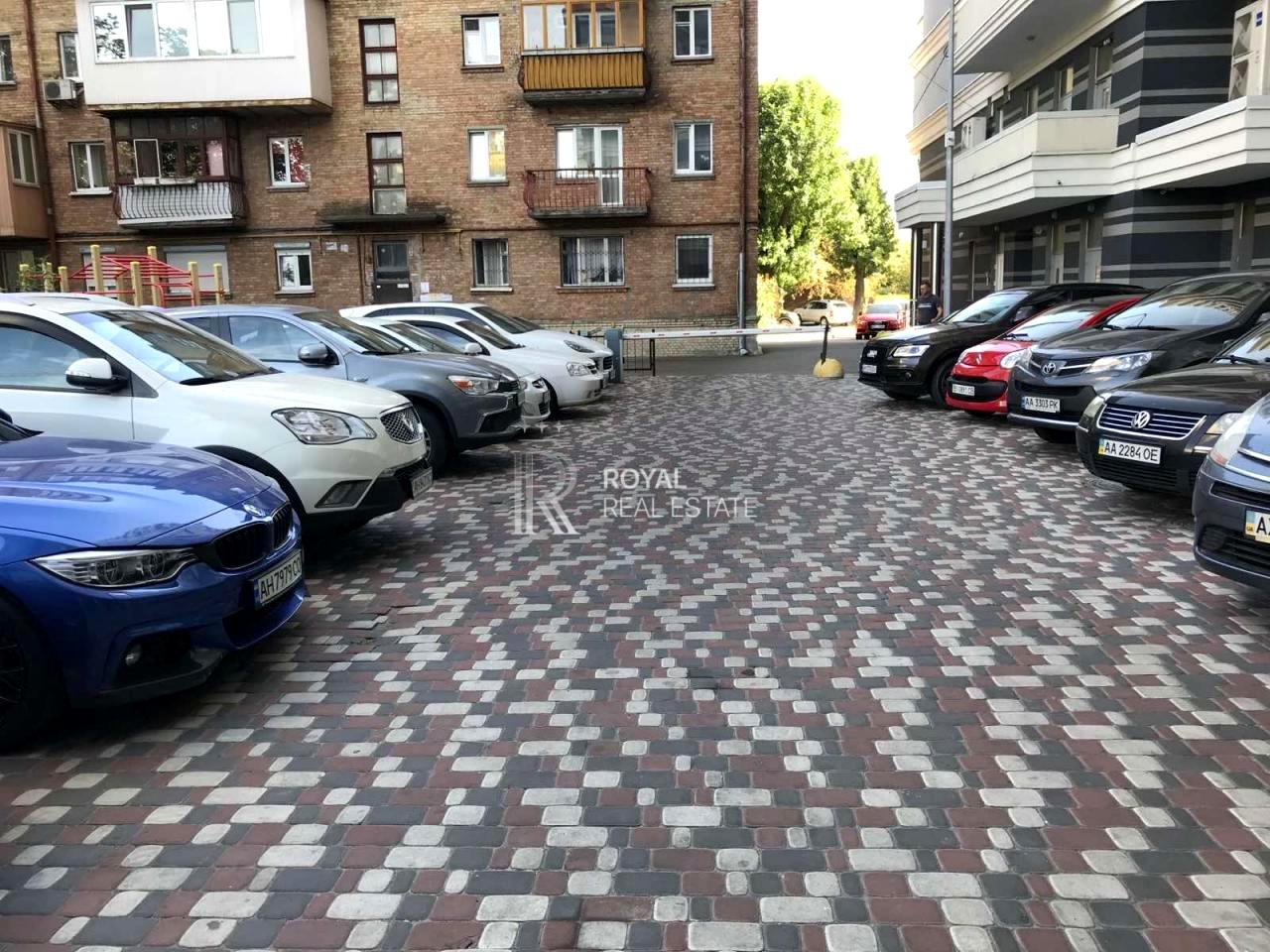1861274702985056