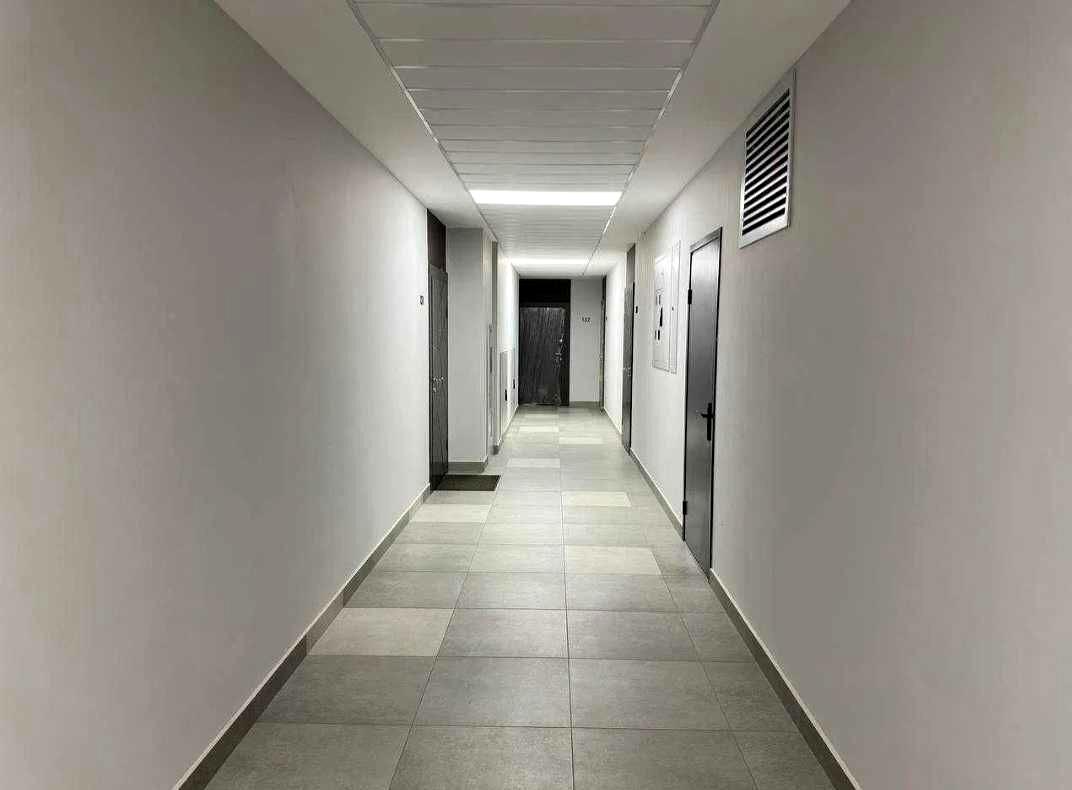 1861276878079351