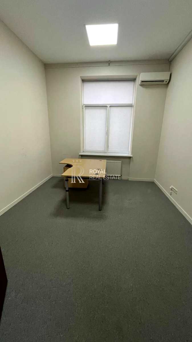 1861278056179579
