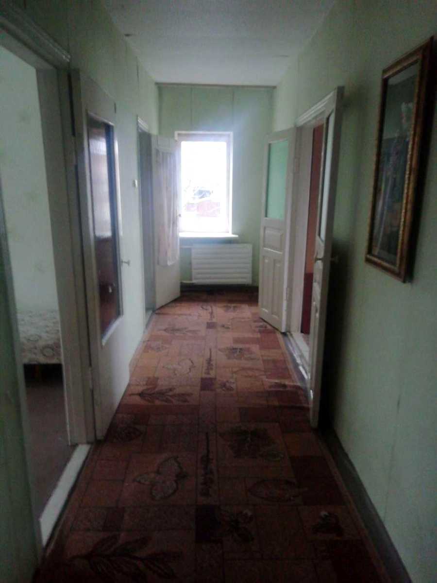 1861295243429601