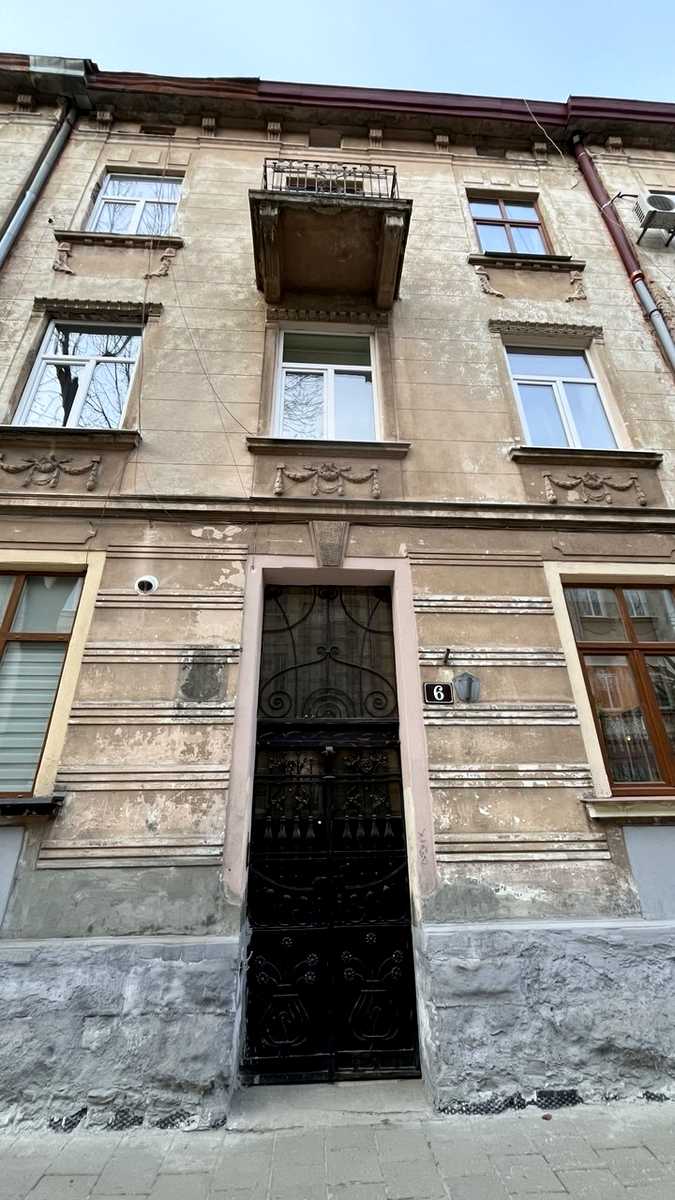 1861351944540620