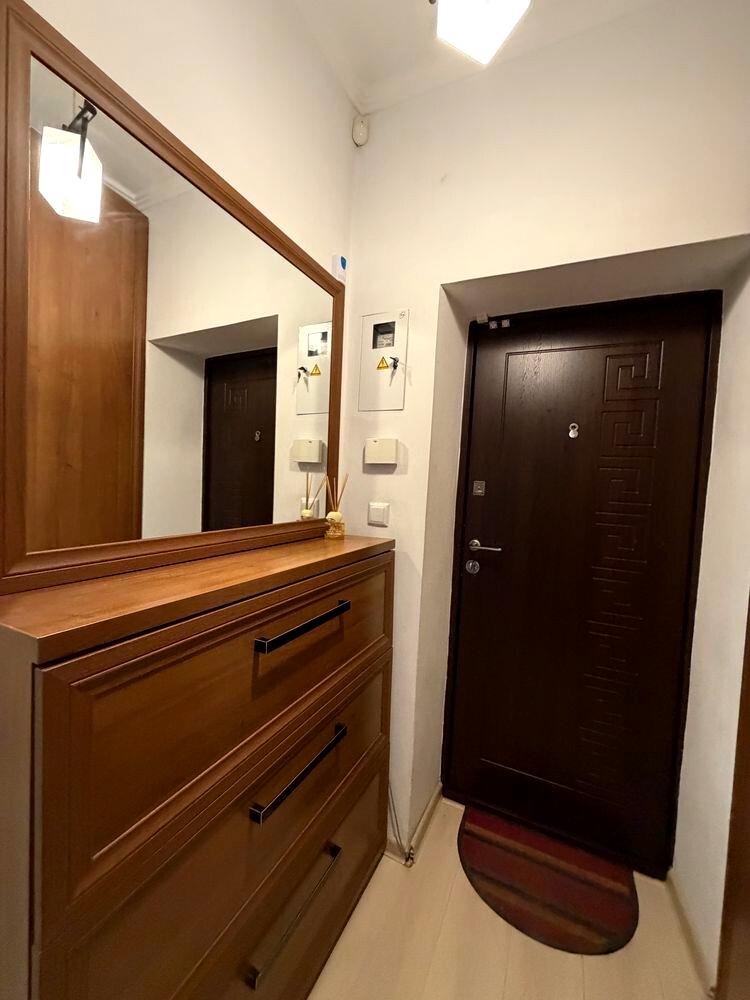 1861358043931410