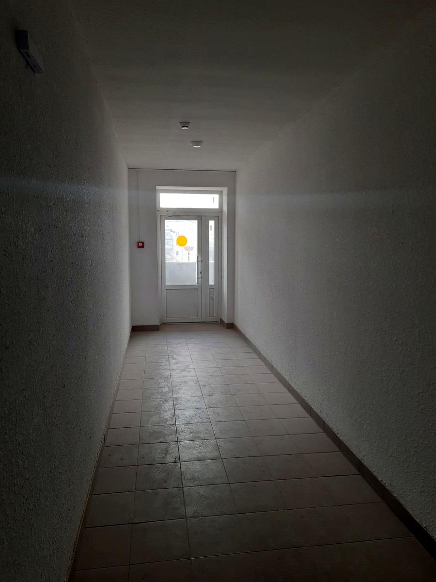 1861358328285759