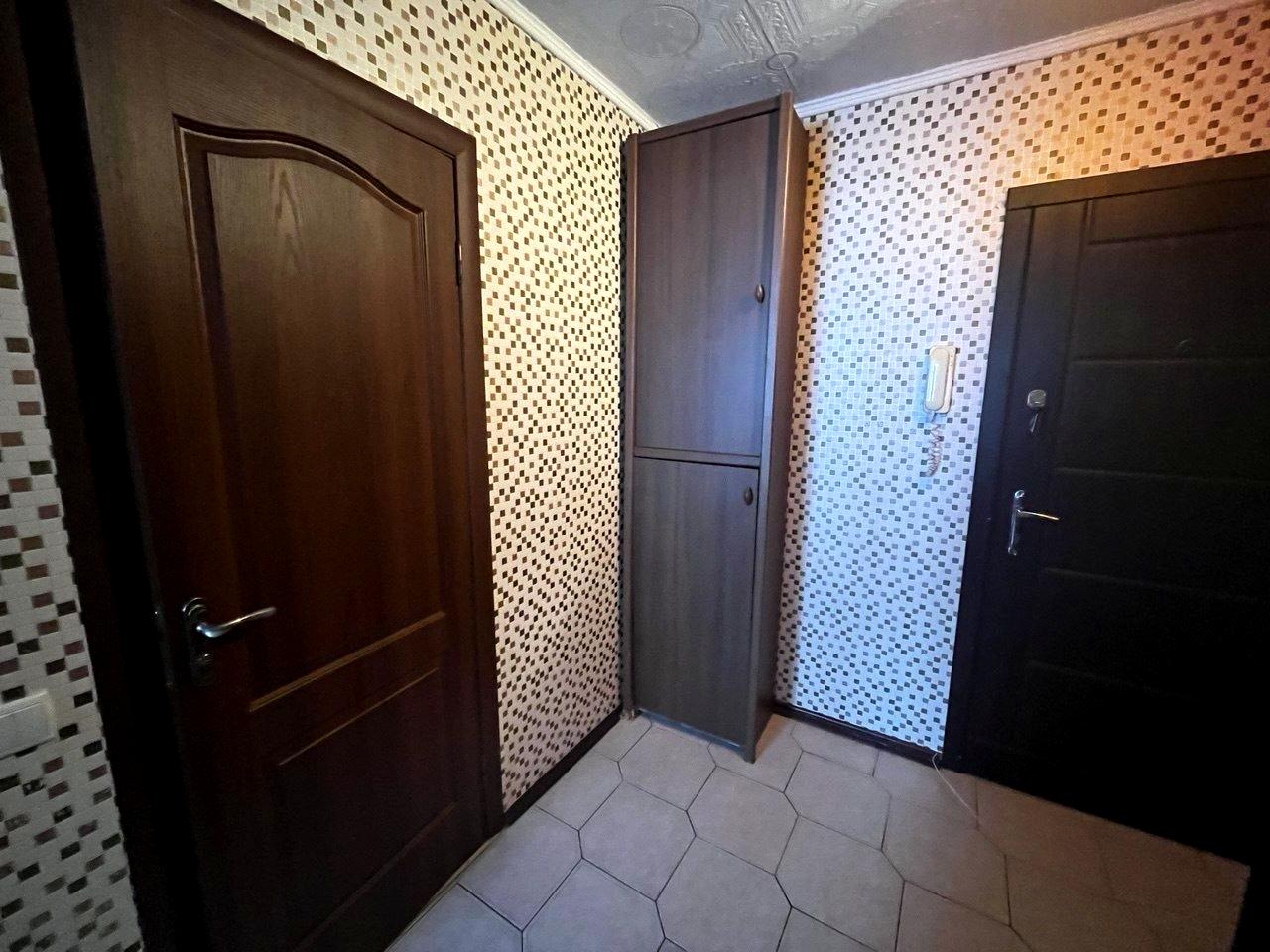 1861368584320064