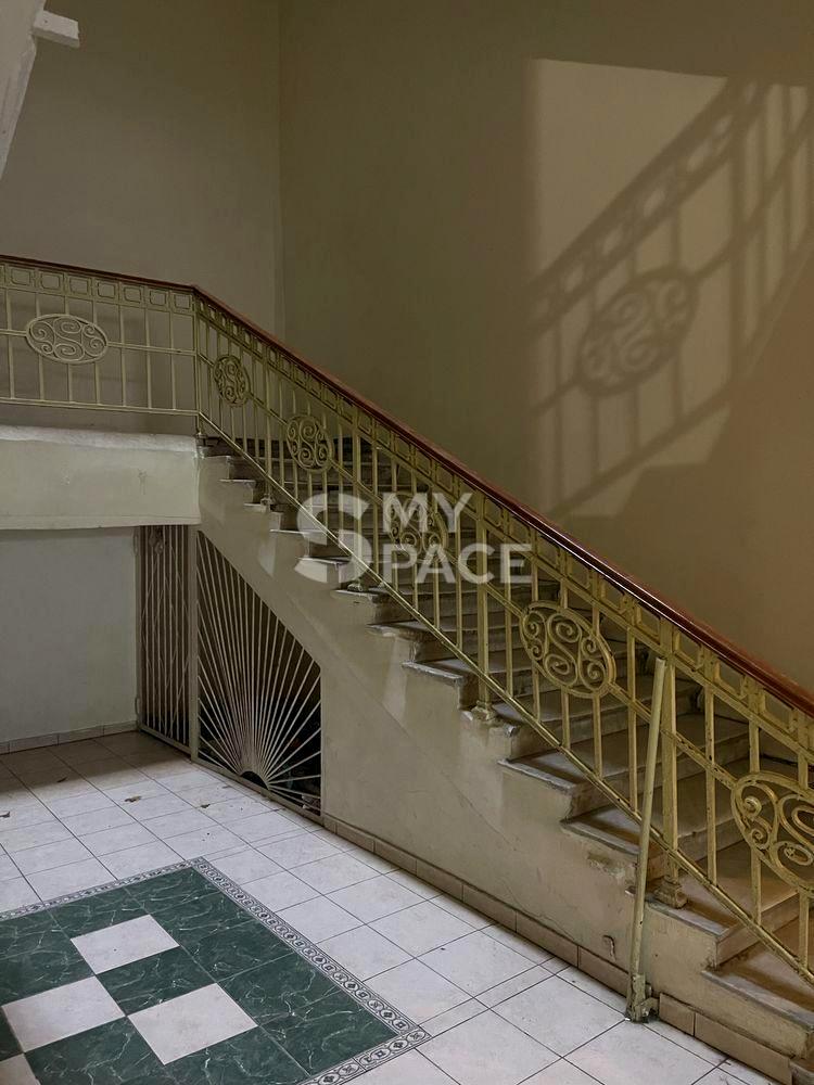 1861370642752601