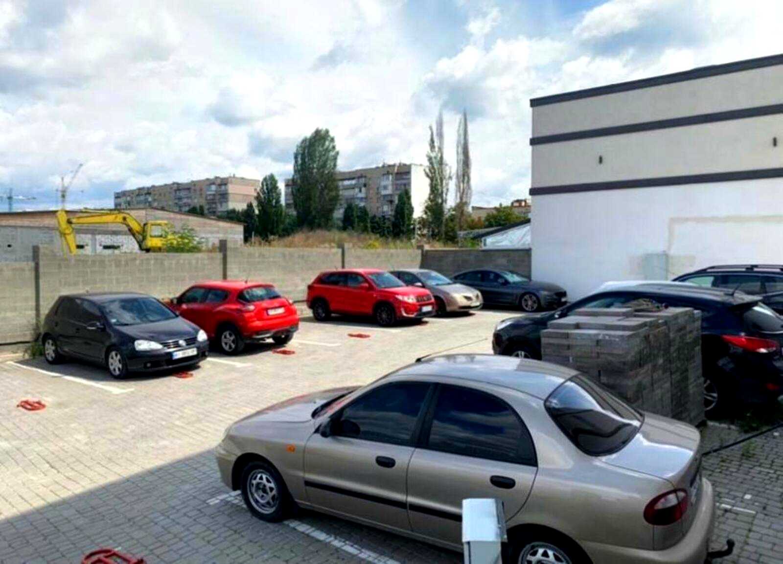 1861447441474613
