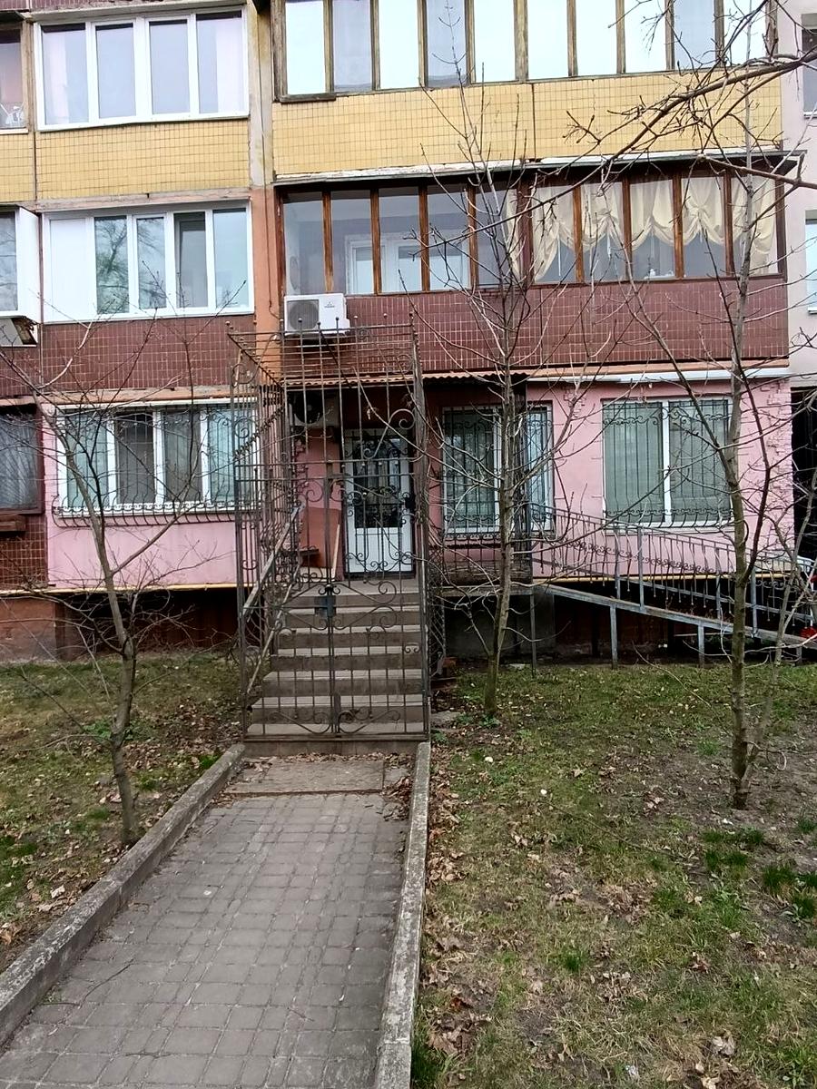 1861452704925175