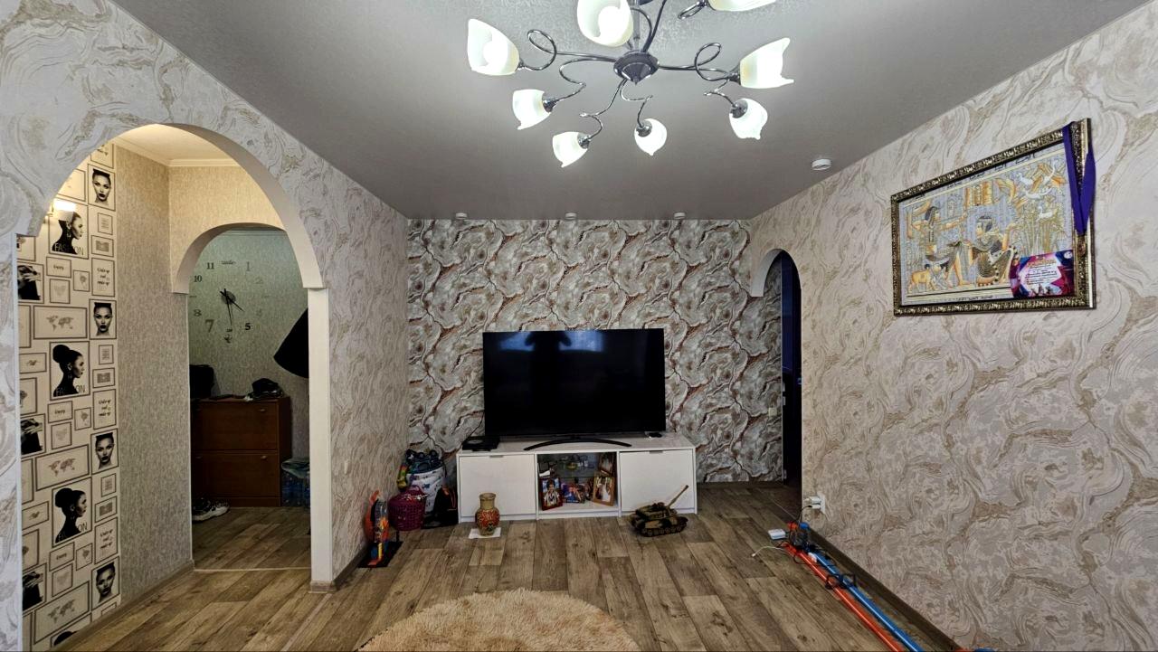 1861642979860831