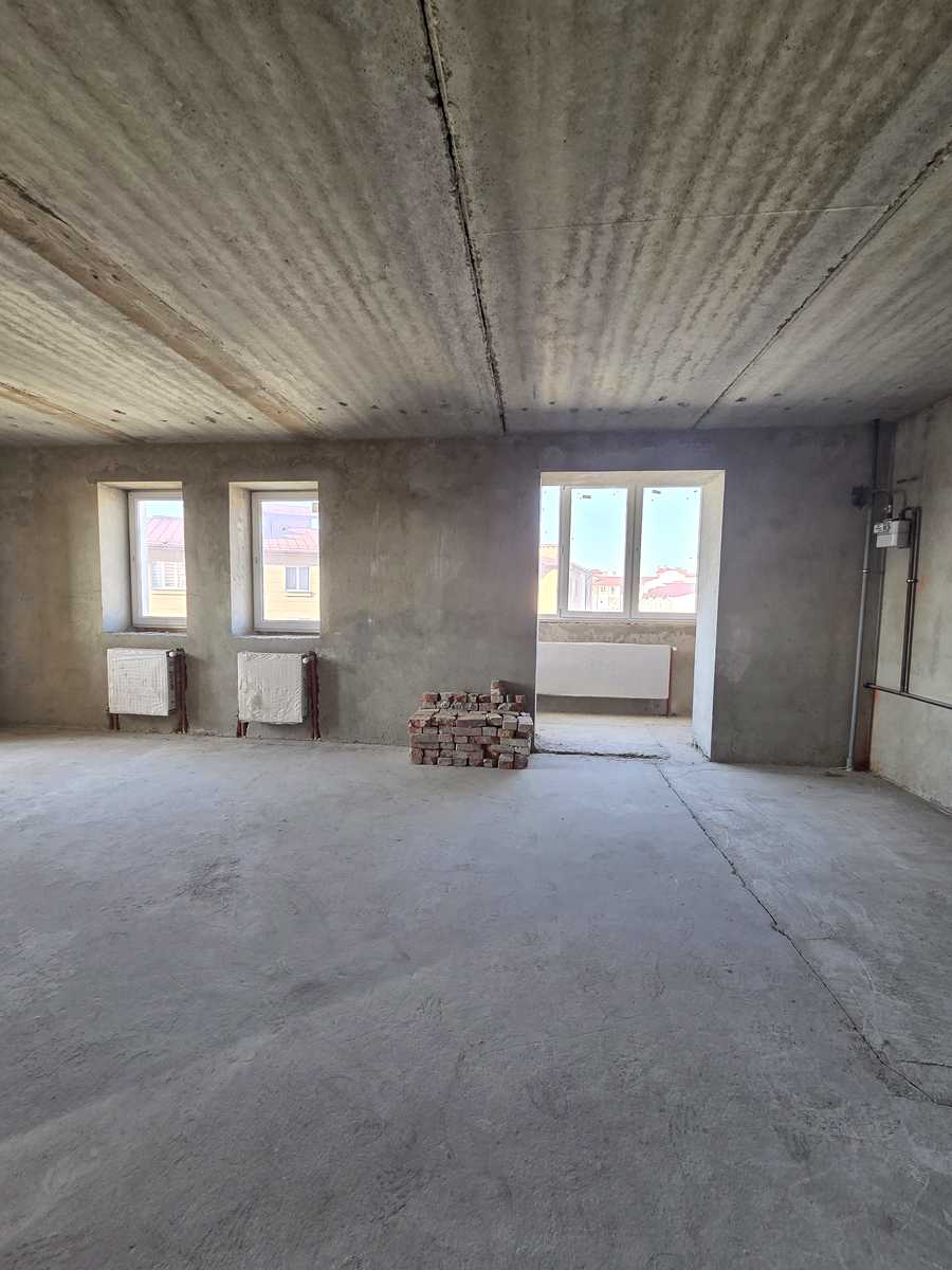 1861646720472325