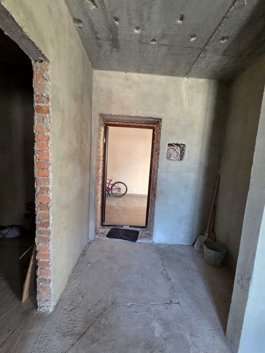 1861646736917761