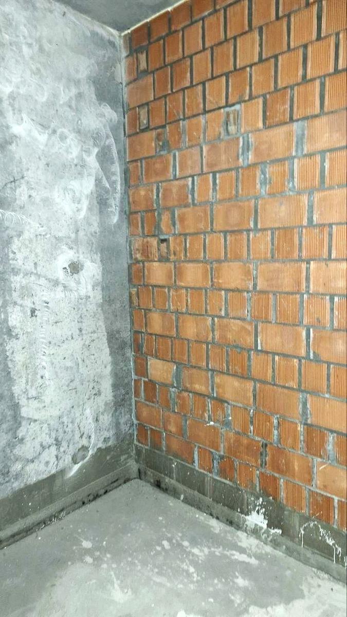 1861707537578983
