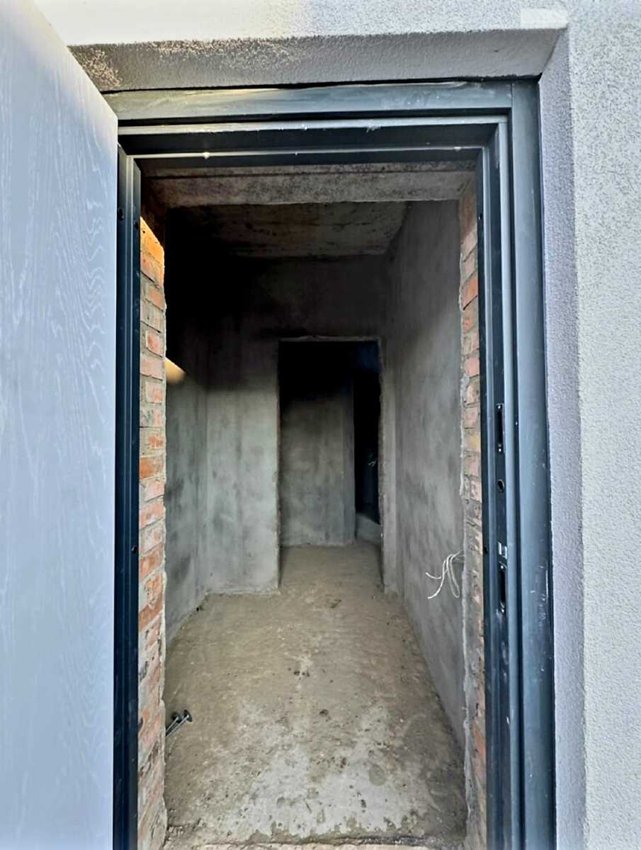 1861710432711393