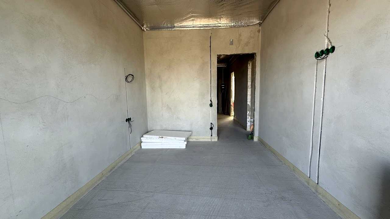 1861711172376079