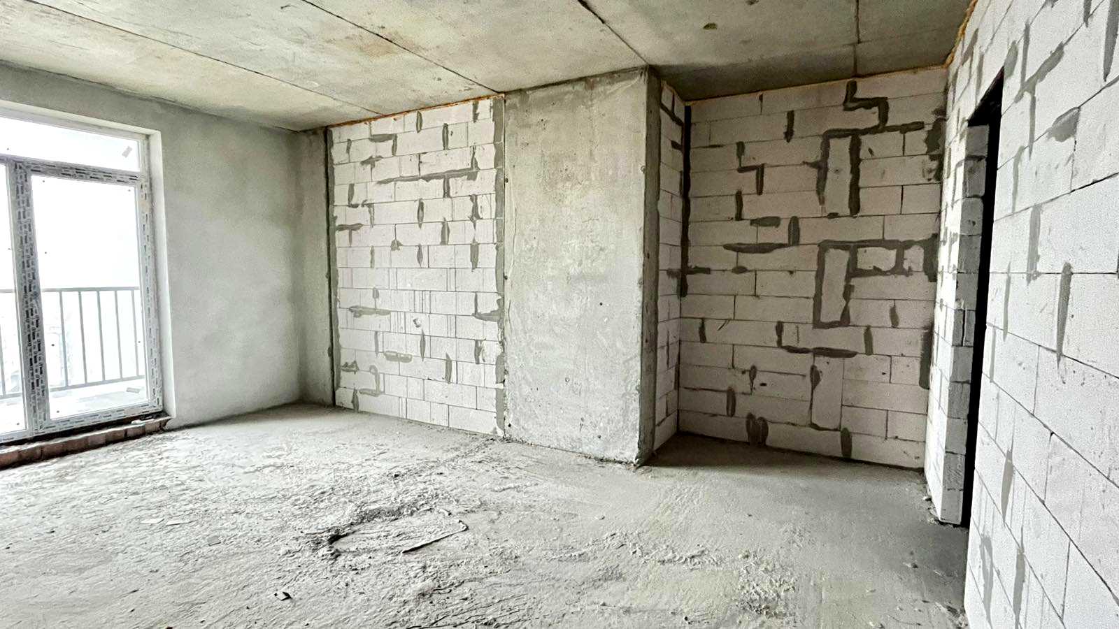 1861788650556611