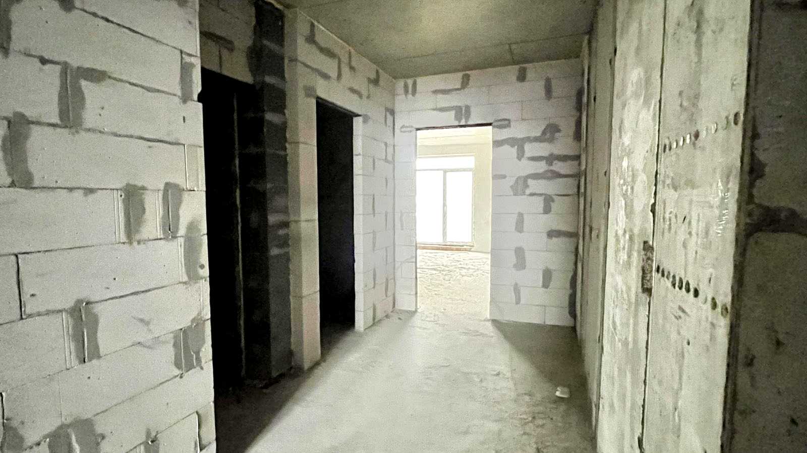 1861788652251567