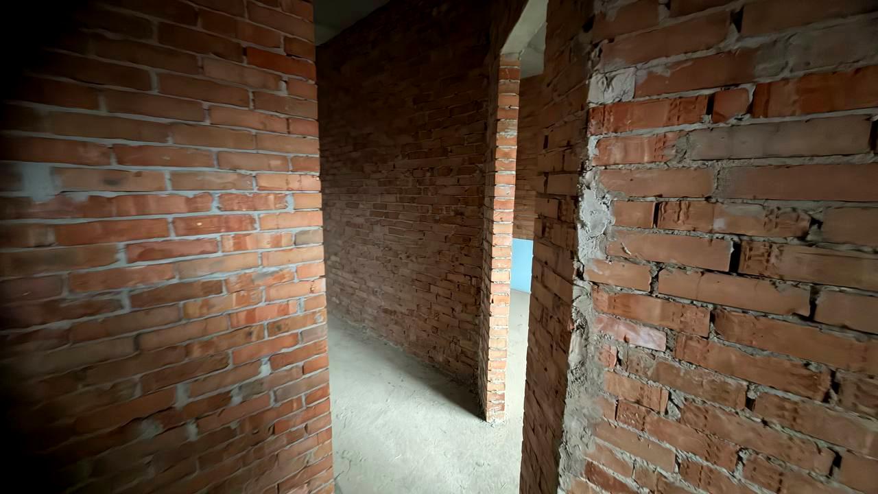 1861814761773096