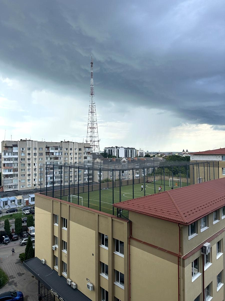 1861817007683560