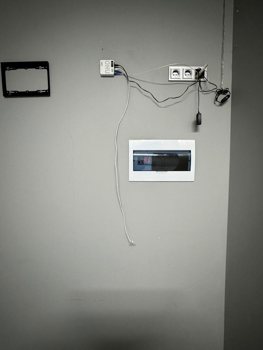 1861820050401495