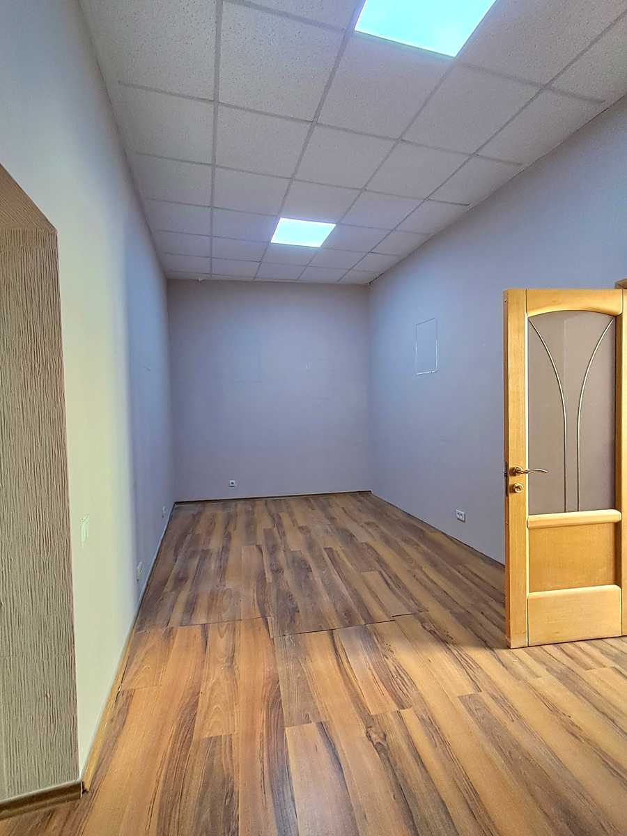 1861823843617734