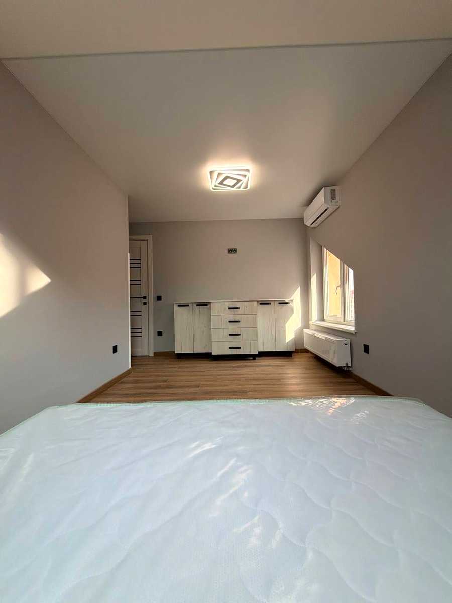 1861825522594325