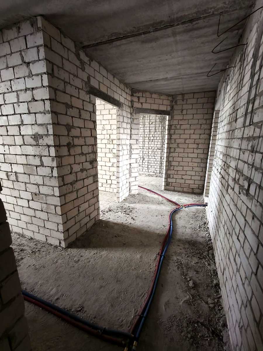 1861826156833900