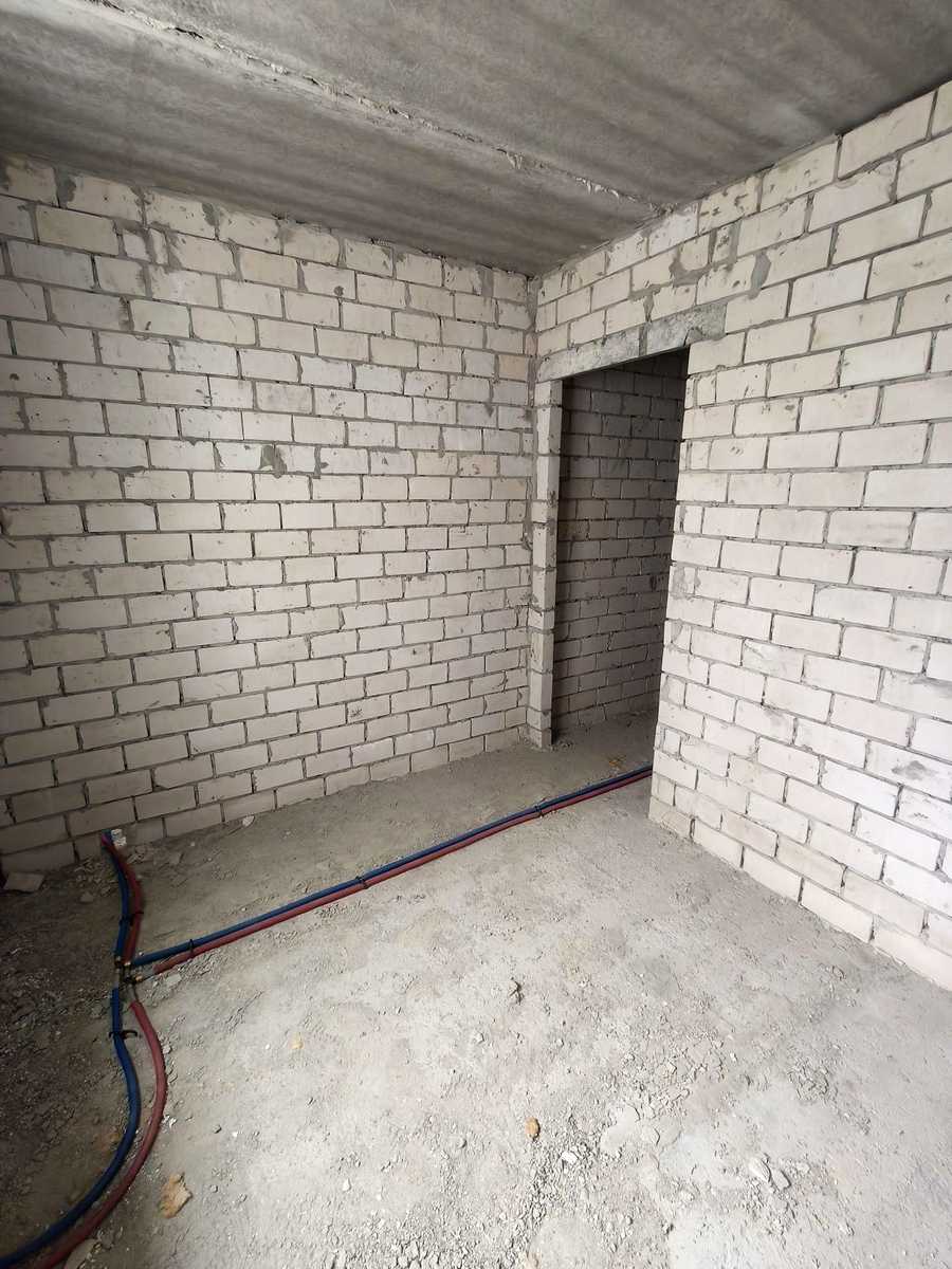 1861826210256830