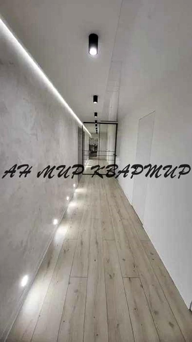 1861828052816853