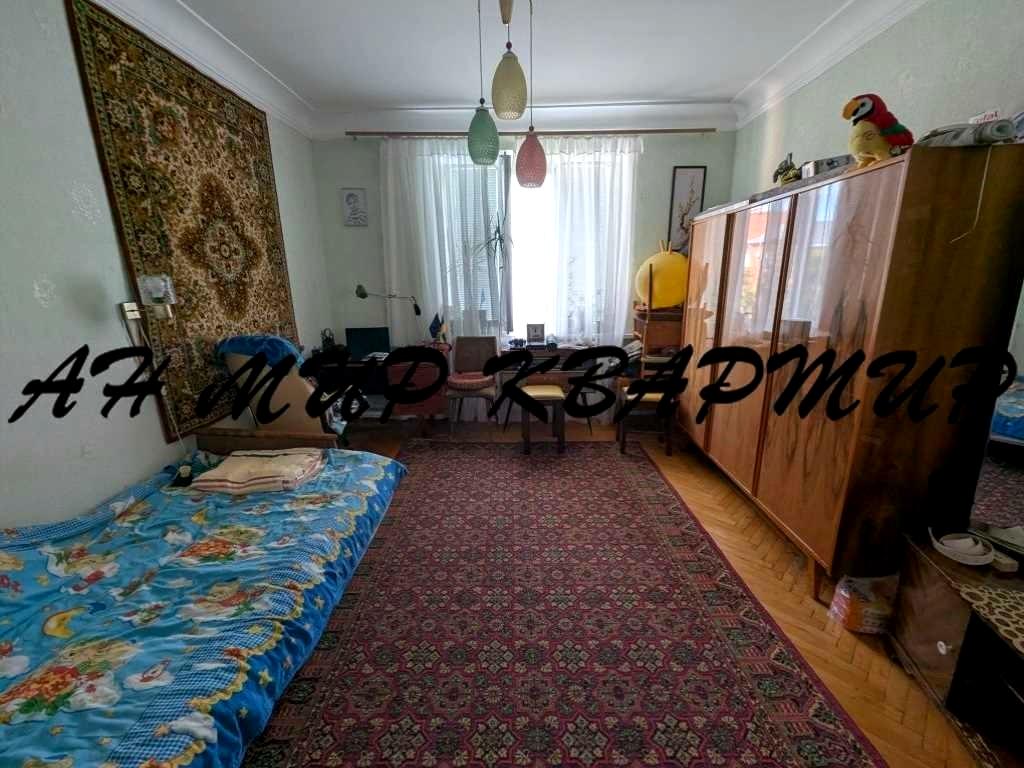1861834617960129
