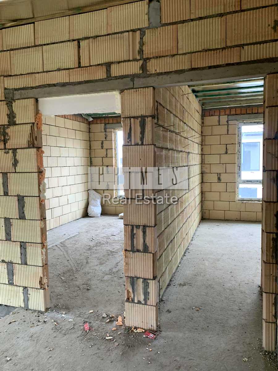 1861888761038762