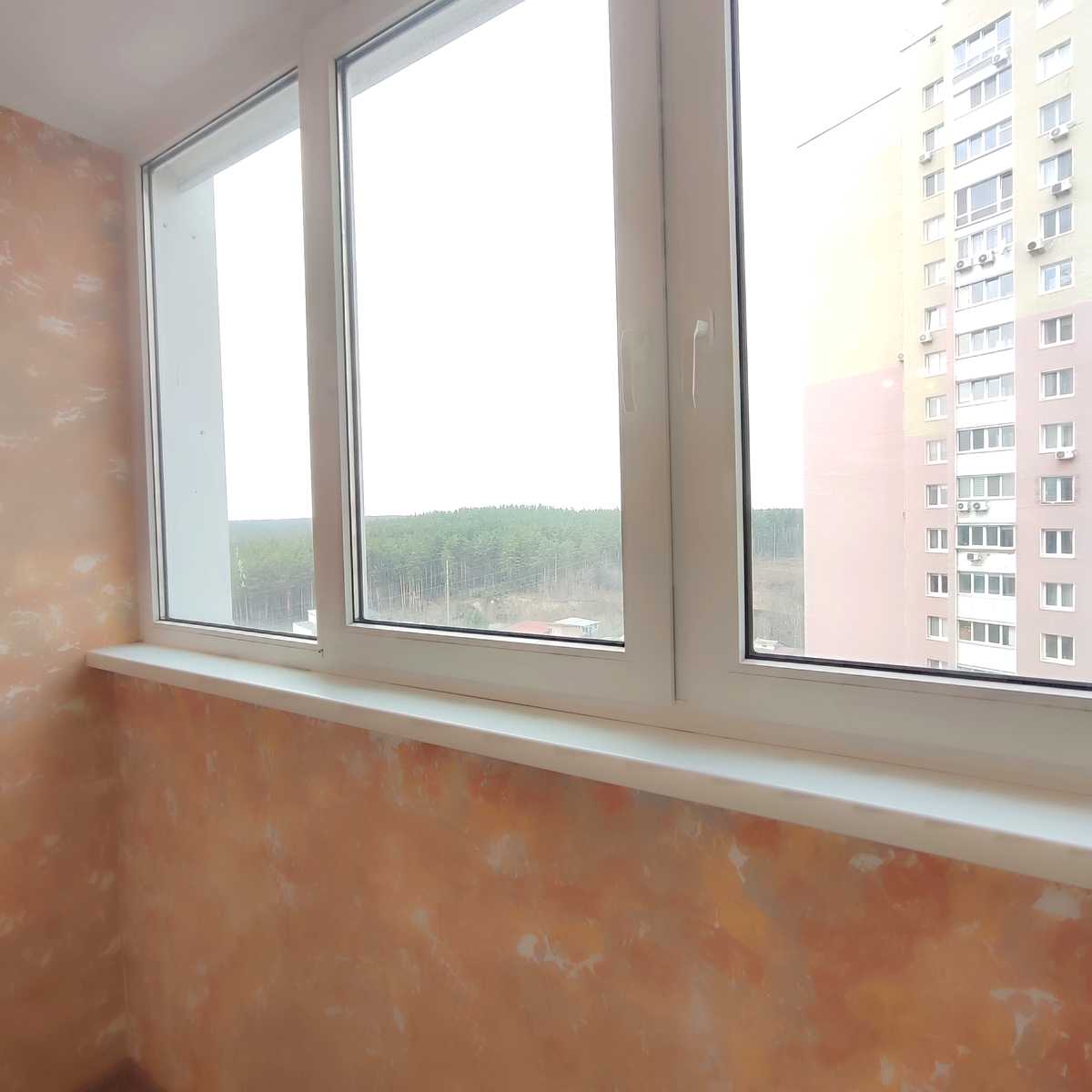 1861889903461117